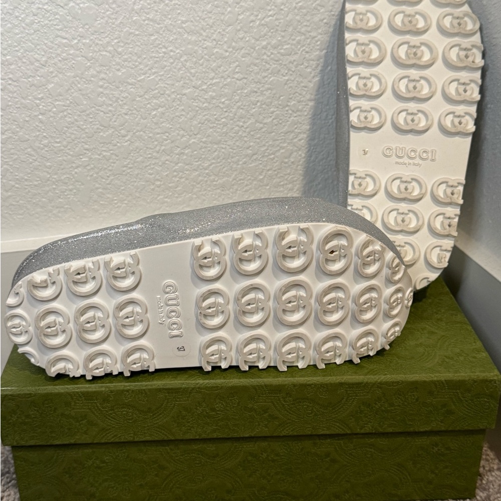 Gucci Silver Interlocking G Platform Slides - image 7